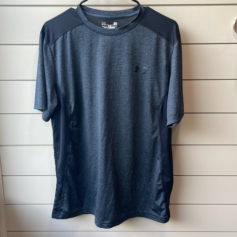 Men’s Under Armour Athletic Shirt - Grey and Black - Large